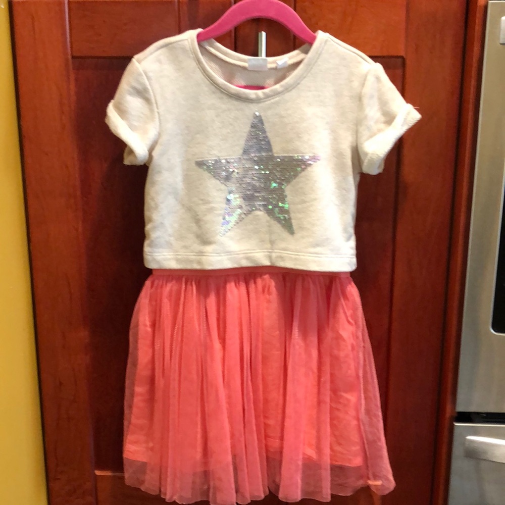 GAP girls star sequin dress with tulle skirt sm6/7